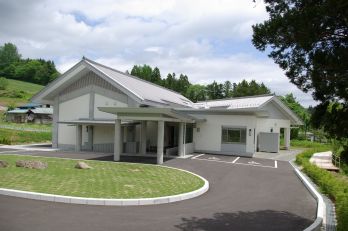 芦東山記念館